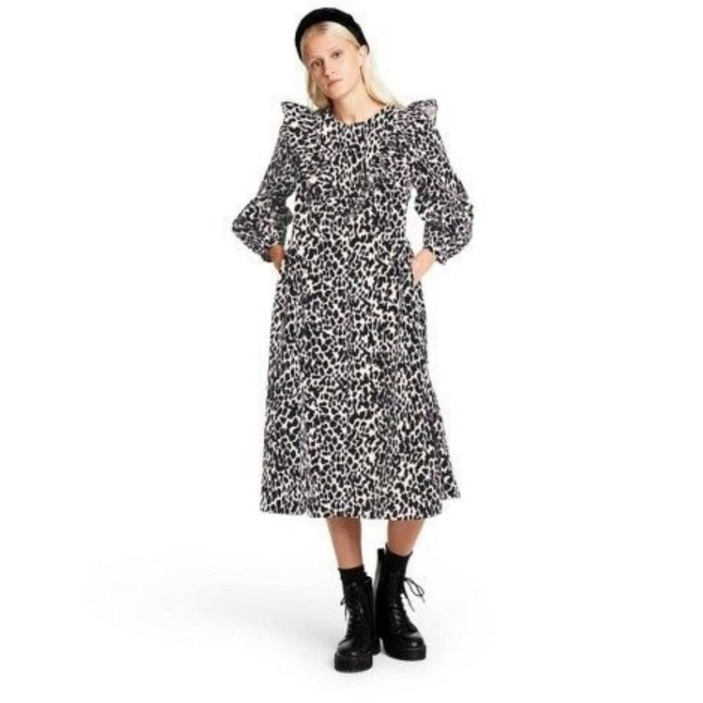 Target Black and White Leopard Print Puff Sleeve Midi Dress